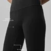 16" Capri-Hose mit High-Waist-Design und Airbrush-Effekt – Schwarz