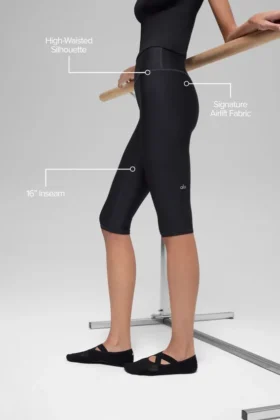 16” High-Waist Airlift-Capri – Schwarz