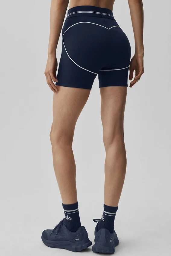 4" Airbrush High-Waist Heart Throb Shorts – Navy/Weiß