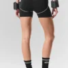 4" High-Waist Airbrush Heart Throb Shorts – Schwarz/Weiß