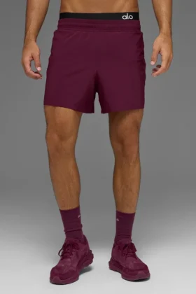 5″ Adapt Laufshorts – Burgunderrot