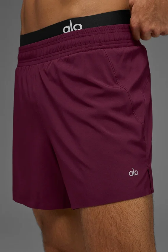 5" Adapt Laufshorts – Burgunderrot