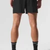 5" Circuit Shorts – Schwarz