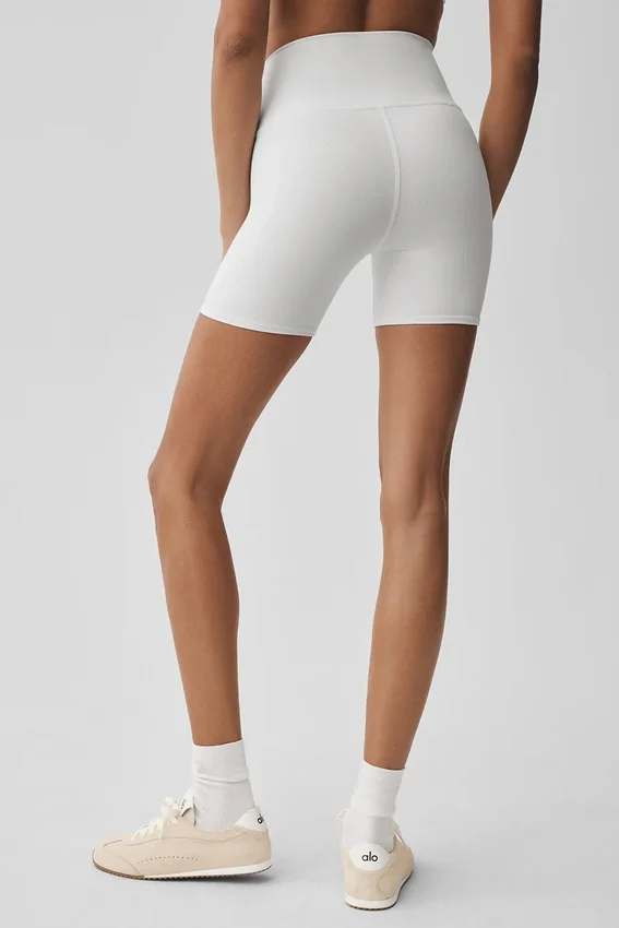 5" High-Waist Airbrush Biker Short – Weiß