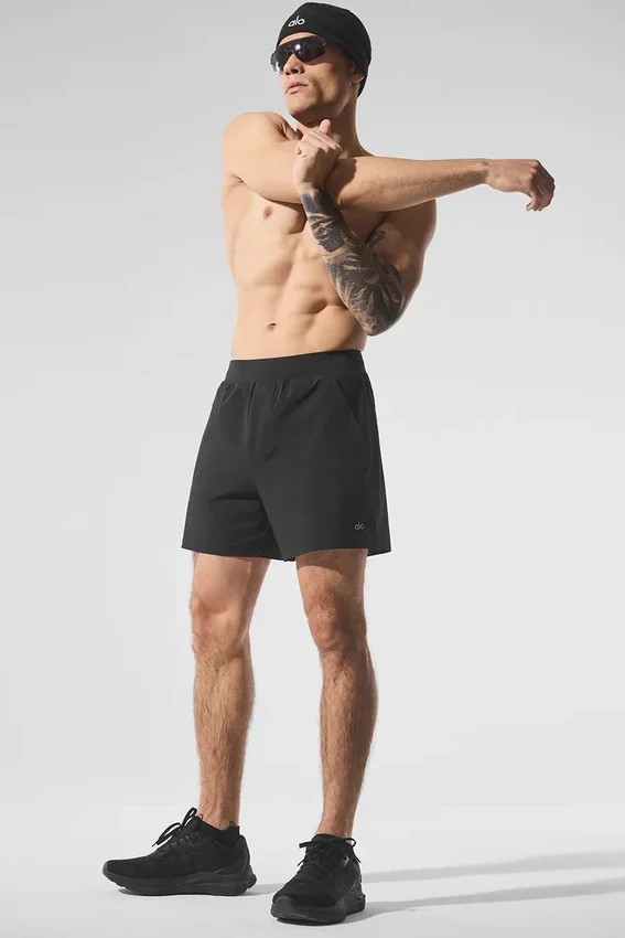 5" Repetition Shorts – Schwarz