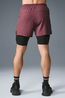5″ Revival 2-in-1 Shorts – Burgunder-Trüffel/Schwarz