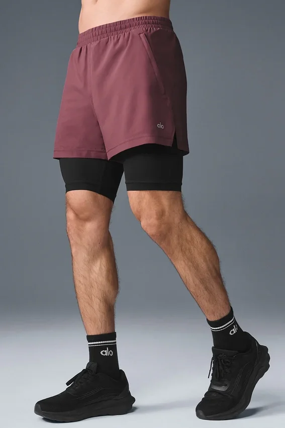 5" Revival 2-in-1 Shorts – Burgunder-Trüffel/Schwarz