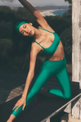7/8-High-Waist Airlift Legging – Emerald Isle