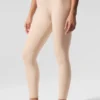 7/8-High-Waist Airlift Legging – Macadamia
