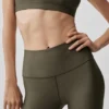 7/8-High-Waist Airlift Legging – Olive Tree
