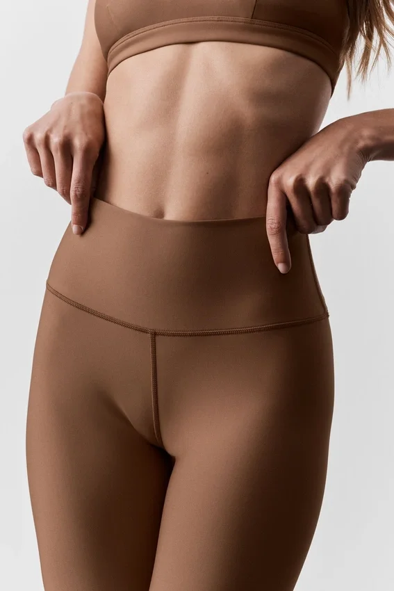 7/8-High-Waist Airlift Legging – Sun Kissed Brown