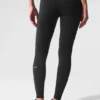 7/8-Lange High-Waist Airbrush-Leggings – Schwarz