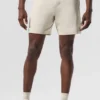 7" Conquer React Performance Shorts – Bone
