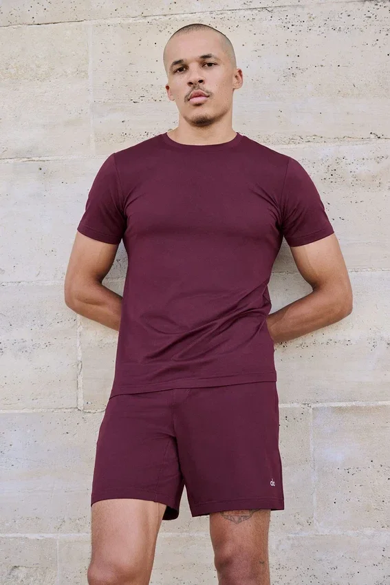 7" Conquer React Performance Shorts – Burgunderrot