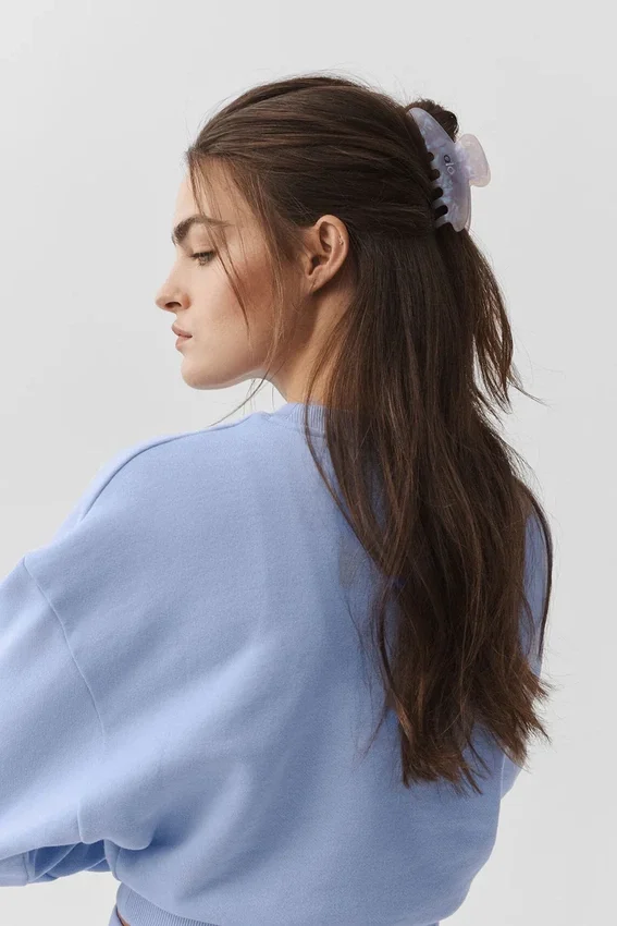 90'S Claw Clip – Hellblau mit Provence-Marmor-Muster