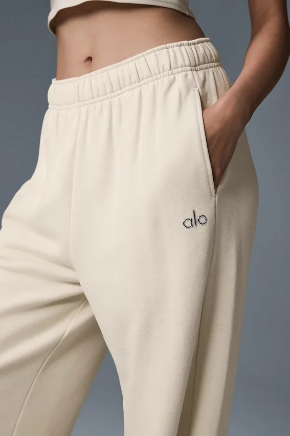Accolade Jogginghose mit geradem Bein – Hafermilch
