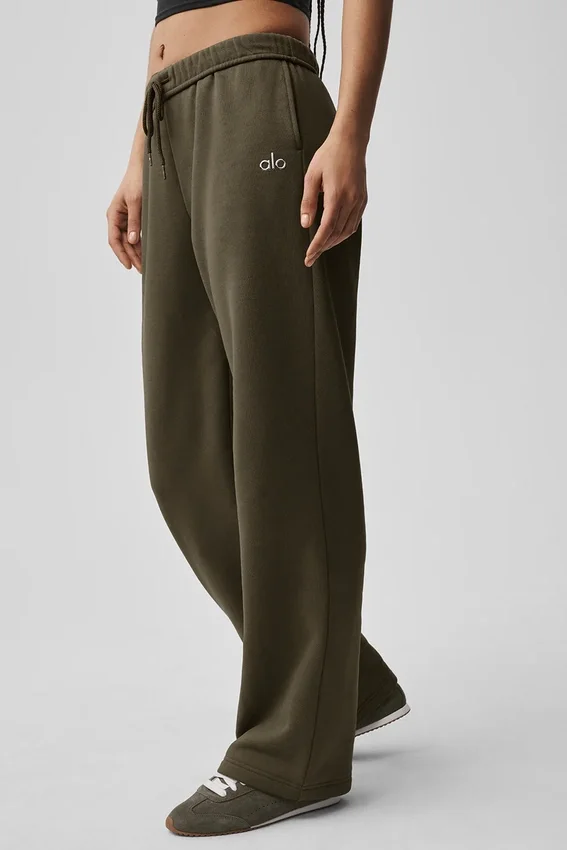 Accolade Jogginghose mit geradem Bein – Olive Tree