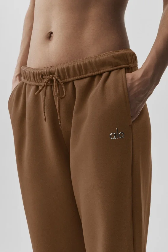 Accolade Jogginghose mit geradem Bein – Sun Kissed Brown