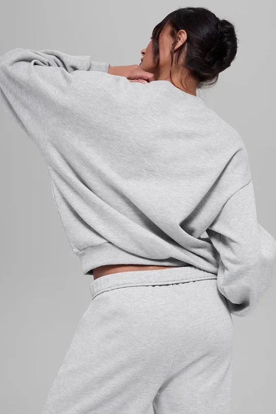 Accolade Pullover mit Rundhalsausschnitt – Athletic Heather Grey