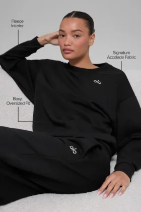 Accolade Pullover mit Rundhalsausschnitt – Schwarz