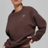 Accolade Rundhals-Pullover – Brownstone