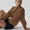 Accolade Rundhals-Pullover – Sun Kissed Brown