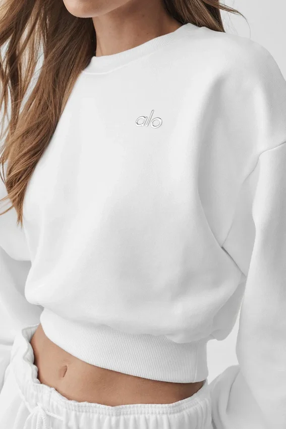 Accolade-Sweatshirt mit Rundhalsausschnitt in verkürzter Passform – Weiß