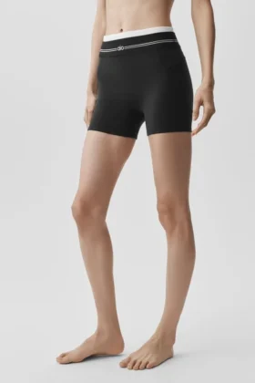 Airbrush High-Waist Better Together Shorts – Schwarz/Weiß