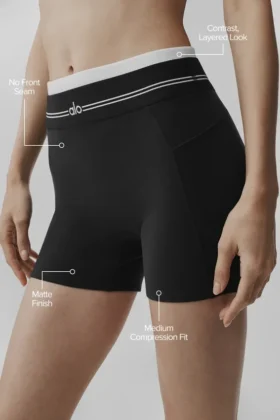 Airbrush High-Waist Better Together Shorts – Schwarz/Weiß
