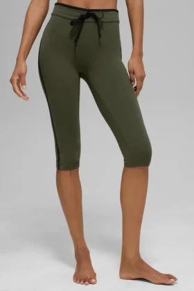 Airbrush High-Waist Race Pace Capri – Olivgrün/Schwarz