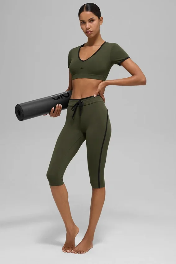 Airbrush High-Waist Race Pace Capri – Olivgrün/Schwarz