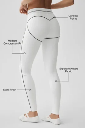 Airbrush Leggings mit High-Waist und Herzmotiv – Weiß/Schwarz