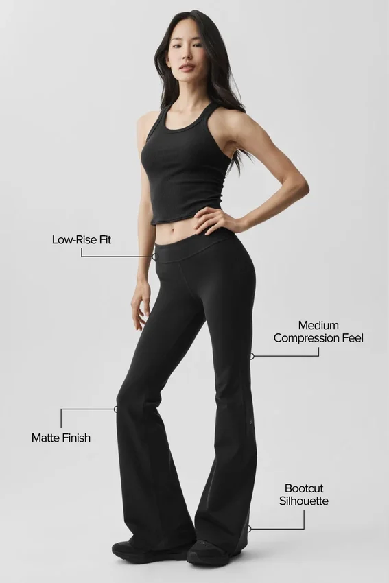 Airbrush Low-Rise Bootcut-Leggings – Schwarz
