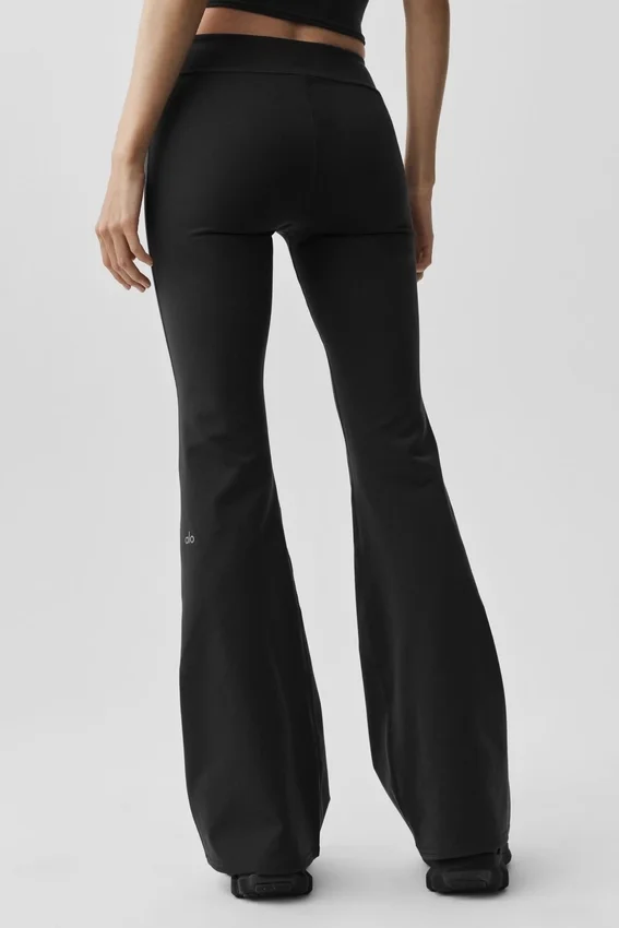 Airbrush Low-Rise Bootcut-Leggings – Schwarz
