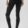 Airbrush Mid-Rise 7/8-Leggings – Schwarz