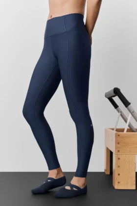 Airlift High-Waist 7/8 Fine Line Leggings – Marineblau
