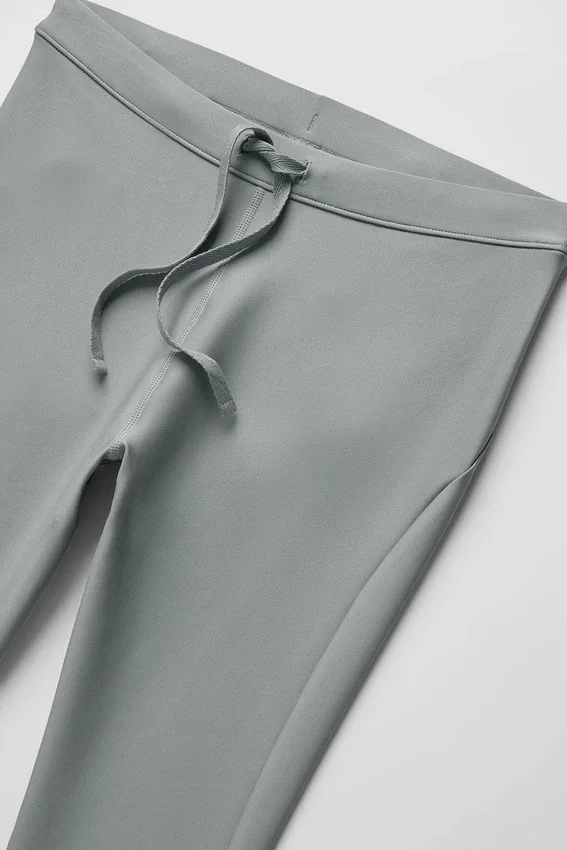 Airlift High-Waist Light Speed Legging – Lunar Grey