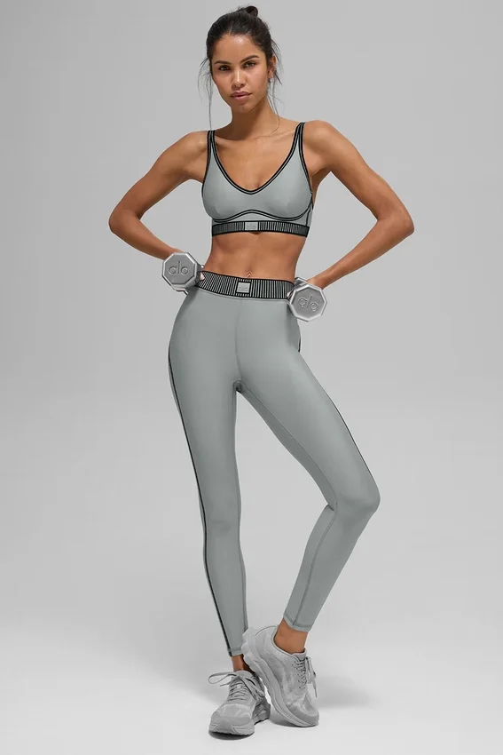 Airlift Line-up-BH – Lunar Grey