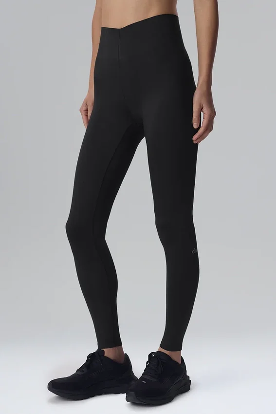 Airlift Strength Extreme High-Waist 7/8-Leggings – Schwarz