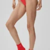 Airmesh Venus String – Leuchtend Rot