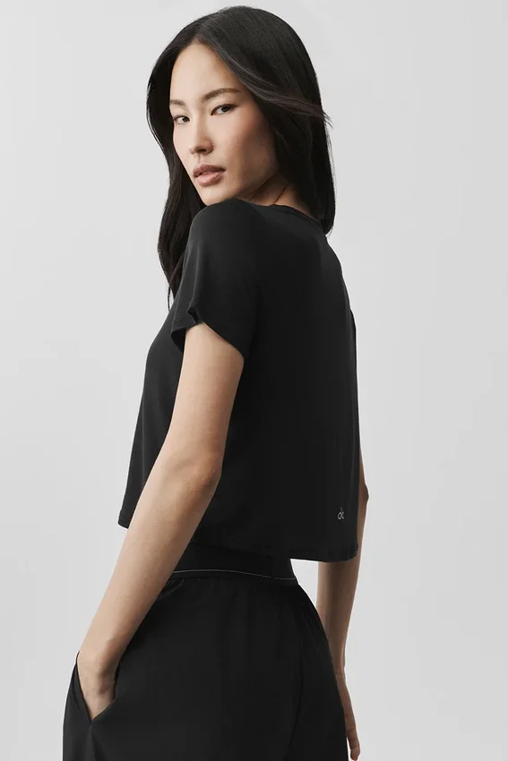 All Day Kurzarmshirt (kurz geschnitten) – Schwarz