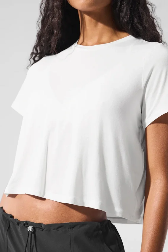 All Day Kurzarmshirt (kurz geschnitten) – Weiß