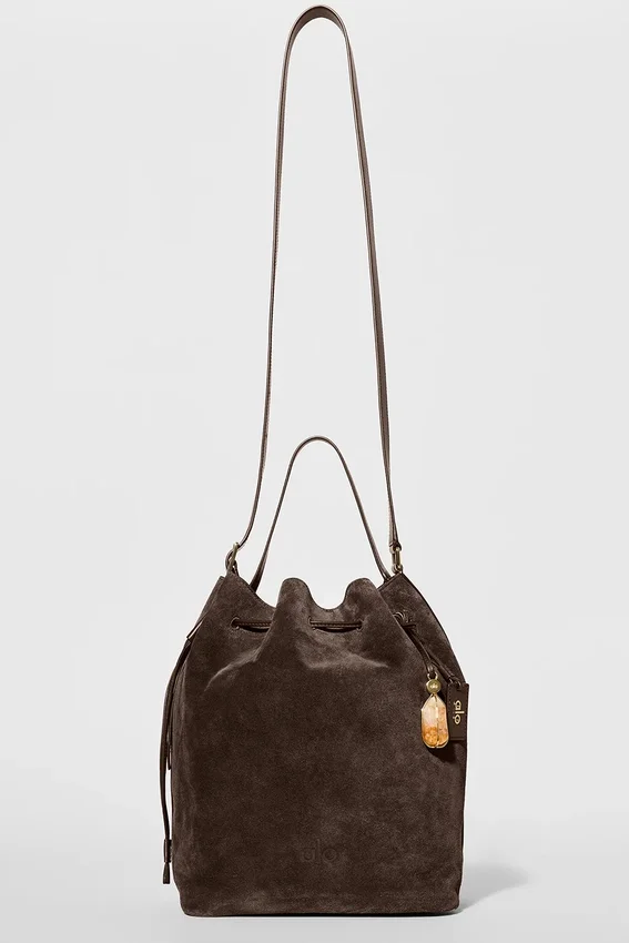 Alo Balance Bucket – Espresso-Wildleder