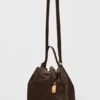 Alo Balance Bucket – Espresso-Wildleder