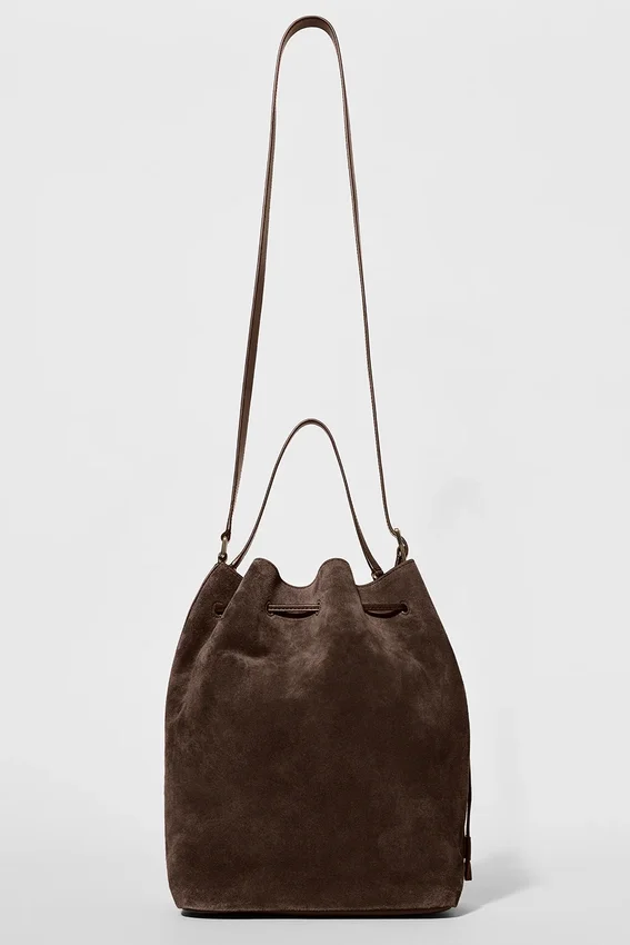 Alo Balance Bucket – Espresso-Wildleder