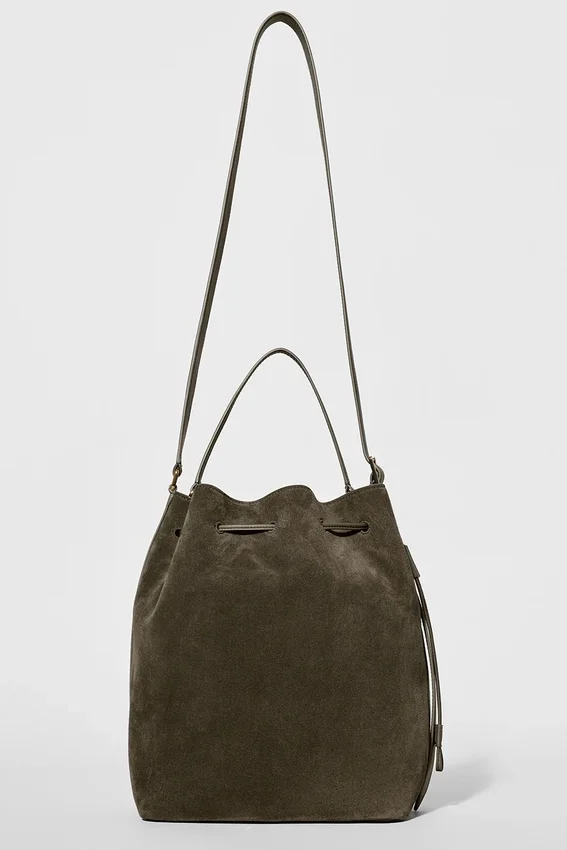 Alo Balance Bucket – Olivenbaum-Wildleder