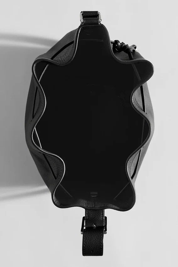 Alo Balance Bucket – Schwarzes Leder
