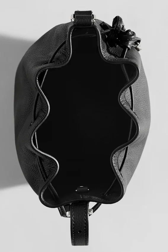 Alo Mini Balance – Schwarzes Leder
