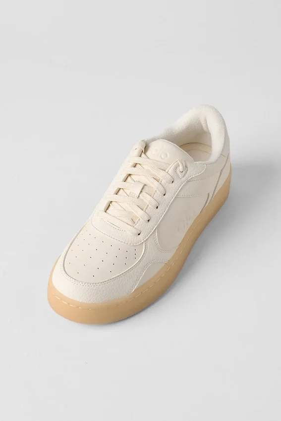 Alo Recovery Mode Sneaker – Clay