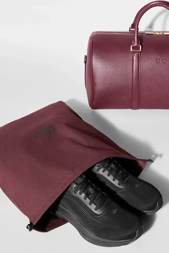Alo Reisetasche – Bordeaux-Leder